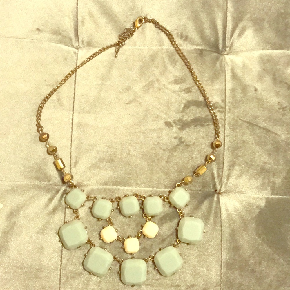 Statement necklace